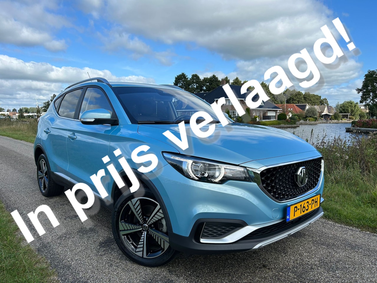 MG ZS - EV Luxury 45 kWh Leder / Navigatie / Camera Nieuwstaat! - AutoWereld.nl