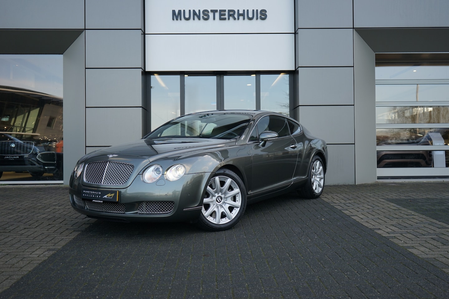 Bentley Continental GT - 6.0 W12 - Upgrade Grill - Vergrote remschijven - AppleCarplay- Massage - AutoWereld.nl