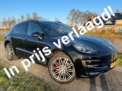 Porsche Macan - 3.6 Turbo 400 PK Sport Chrono / Pano / Alcantara hemel Nieuwstaat