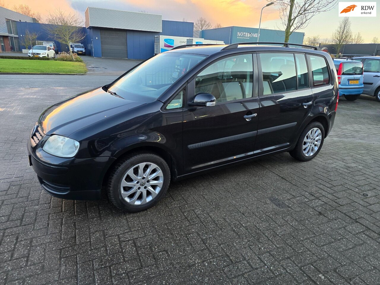 Volkswagen Touran - 1.6 Athene 1.6 Athene - AutoWereld.nl