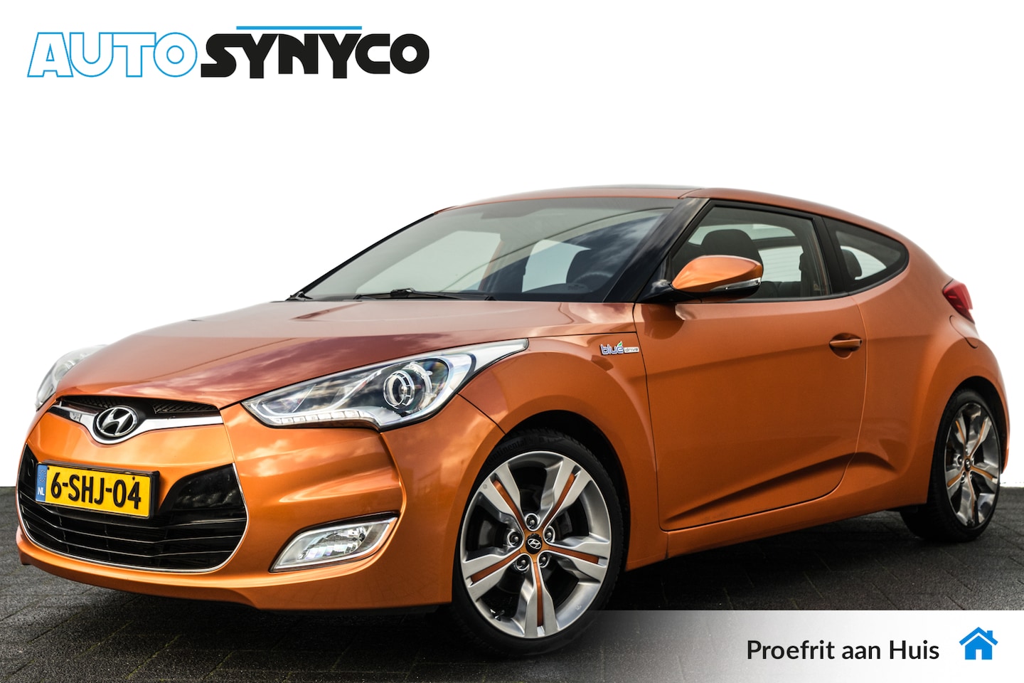 Hyundai Veloster - 1.6 GDI i-Vision | 18inch | Panoramadak | Cruise control | Achteruitrijcamera | Half leder - AutoWereld.nl