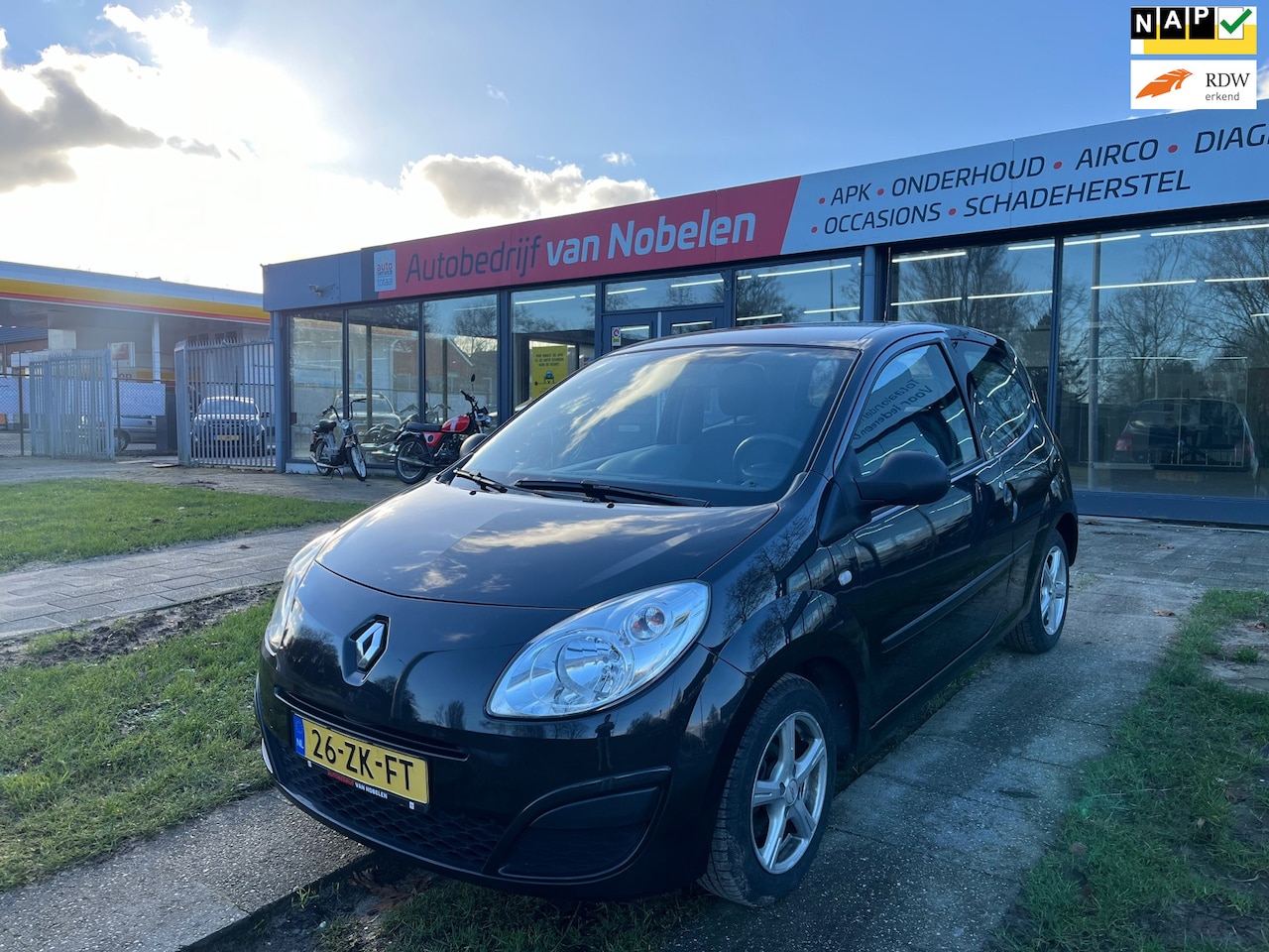 Renault Twingo - 1.2 Authentique|AIRCO|ELEK. RAMEN|NWE DISTRIBUTIERIEM - AutoWereld.nl