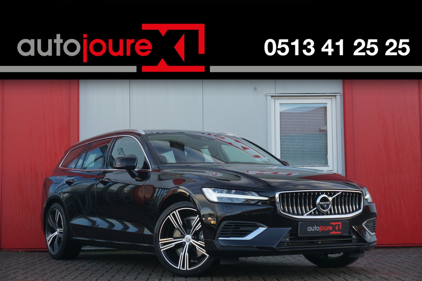 Volvo V60 - 2.0 T6 Twin Engine AWD R-Design | ACC | Harman/Kardon | 360° Camera | Leder | Navigatie | - AutoWereld.nl