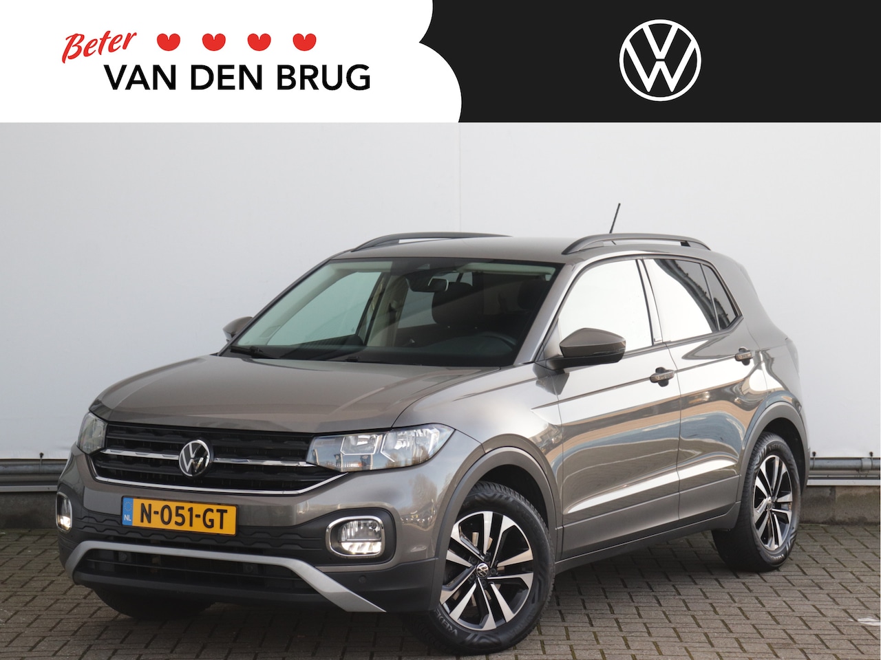 Volkswagen T-Cross - 1.0 TSI 95pk Life Business | Trekhaak | Navigatie | Achteruitrijcamera | Vierseizoenenband - AutoWereld.nl