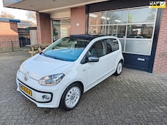 Volkswagen Up! - 1.0 high up White, Leer, Airco, Panoramadak Stoelverwarming, Cruise, PDC, NAP