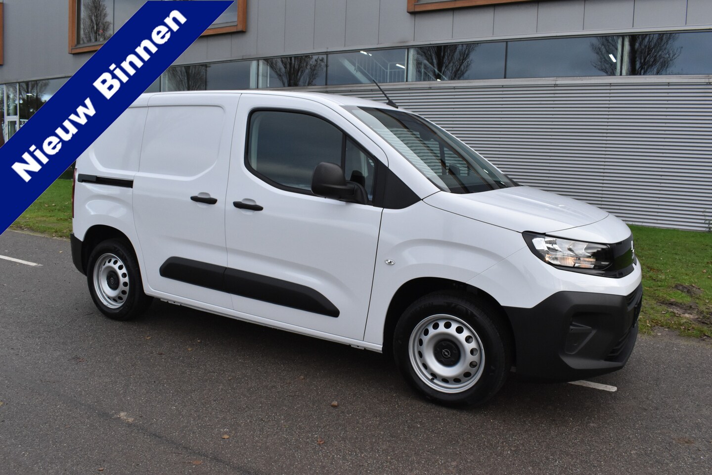 Opel Combo - 1.5 BlueHDi 130 S&S L1 Automaat diesel Navigatie applecarplay - AutoWereld.nl