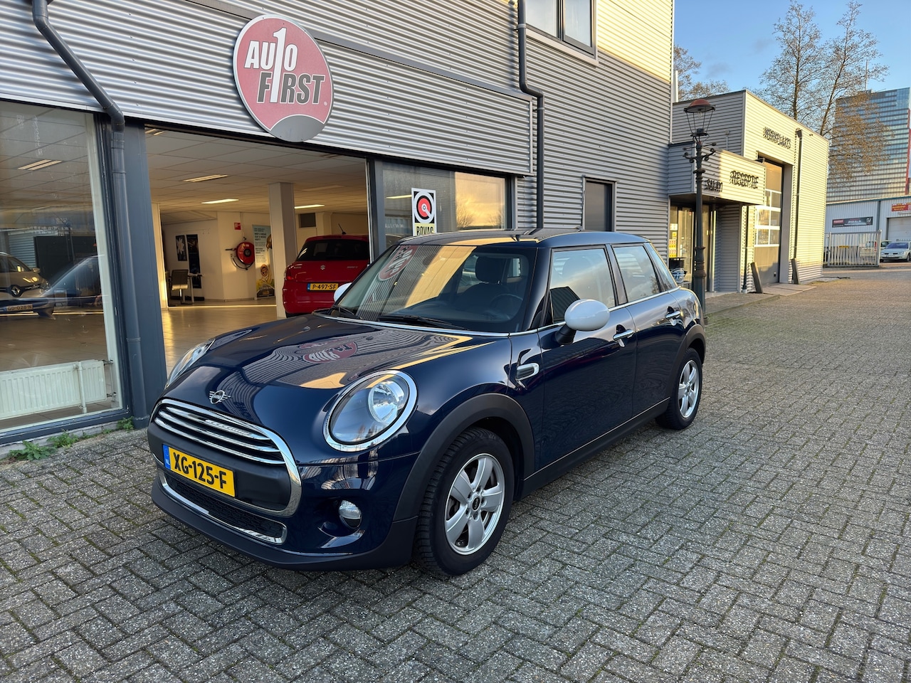 MINI One - Mini 1.5 Salt eerste eigenaar / Navi / cruise controle / - AutoWereld.nl