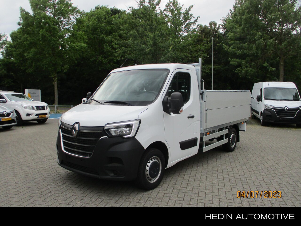 Renault Master - T35 2.3 dCi 165 L2 EL Energy Open Laadbak  3300mm x 2080mm - AutoWereld.nl