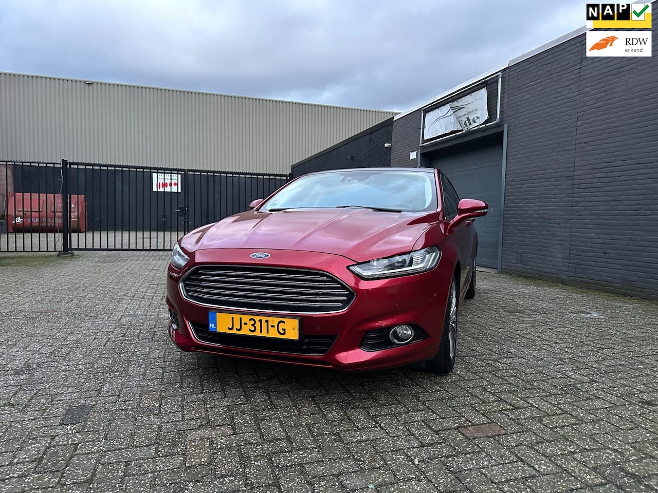 Ford Mondeo - 1.5 Titanium Clima Cruise Navi Pano Keyless Led PDC LM-Wielen APK NAP. - AutoWereld.nl