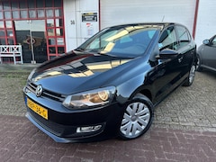 Volkswagen Polo - 1.2-12V Trendline ' BLACK LUXE EDITIE ' CRUISE CAR PLAY