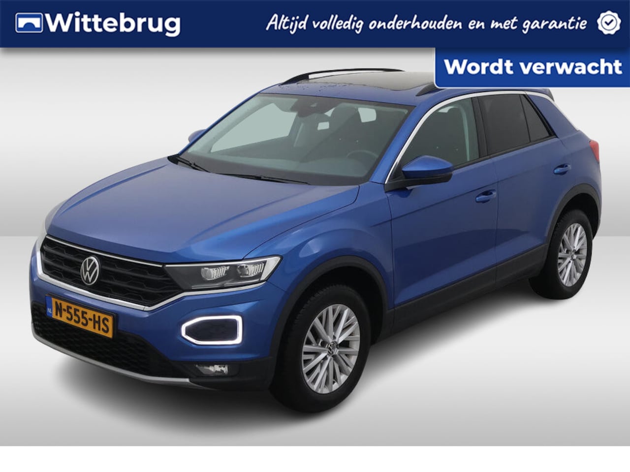 Volkswagen T-Roc - 1.5 TSI 150pk Style / Panoramadak / LED / Navigatie / PDC / 16" LMV - AutoWereld.nl