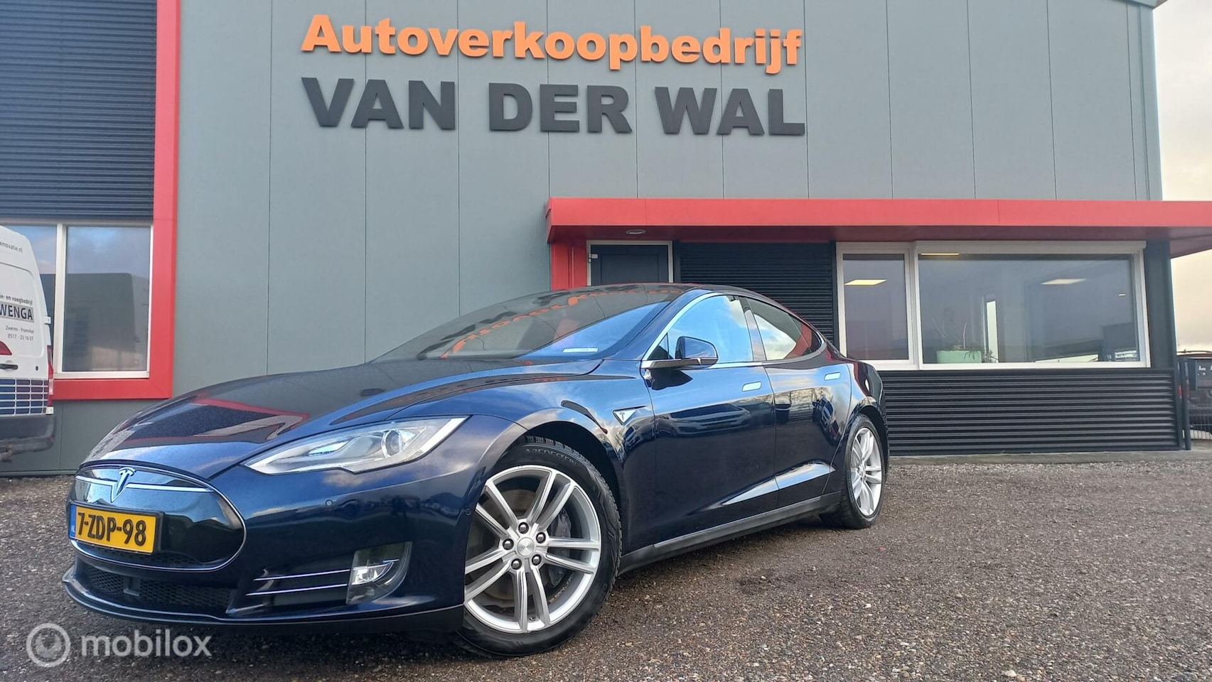 Tesla Model S - 85 Base FREE SUPERCHARGING/PANORAMISCH DAK - AutoWereld.nl