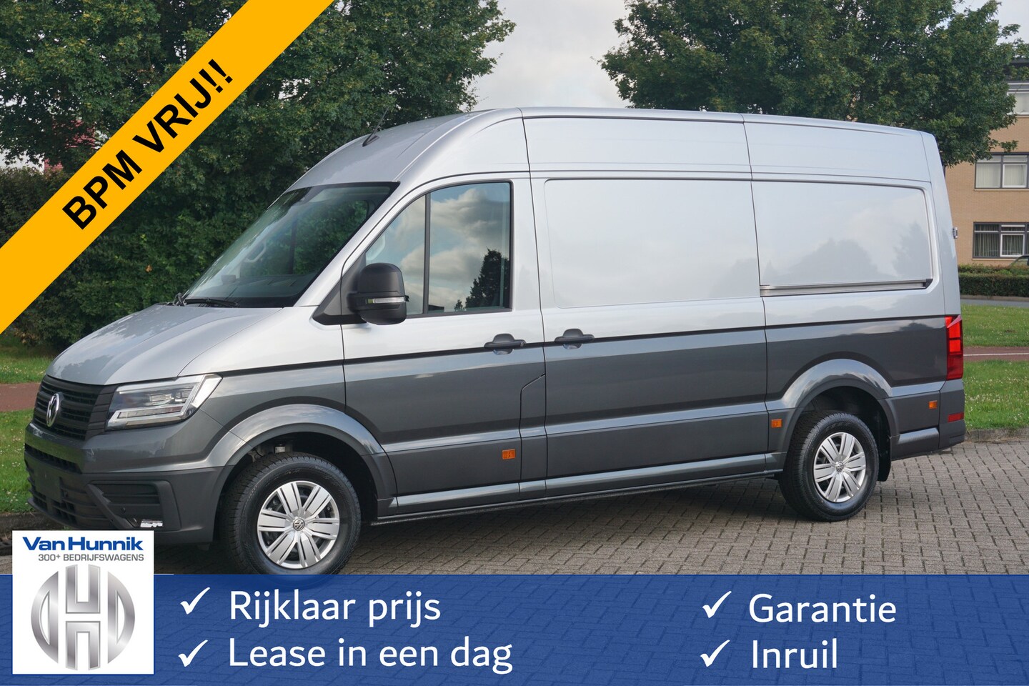 Volkswagen Crafter - 35 177PK L3H3 AUT Navi, Cam, ACC, LED, 2x Schuifdeur, Dual Tone Lak!! NR. 873 - AutoWereld.nl