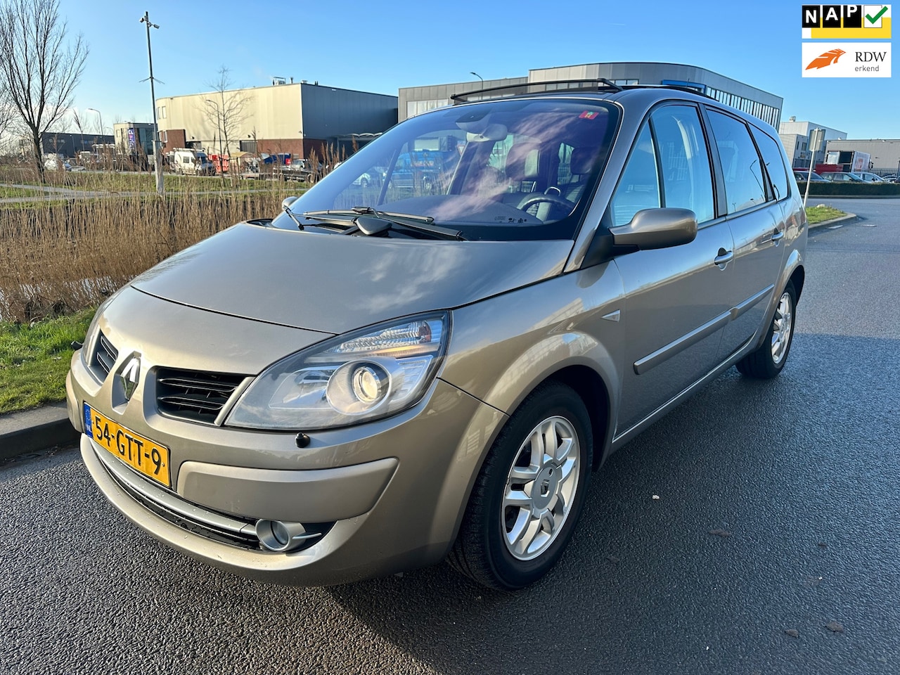 Renault Grand Scénic - 2.0-16V Tech Line 7 Persoons AUTOMAAT/PANORAMDAK/NAVIAGTIE/XENON/PDC/HALF LEDER/ORG NL/NAP - AutoWereld.nl