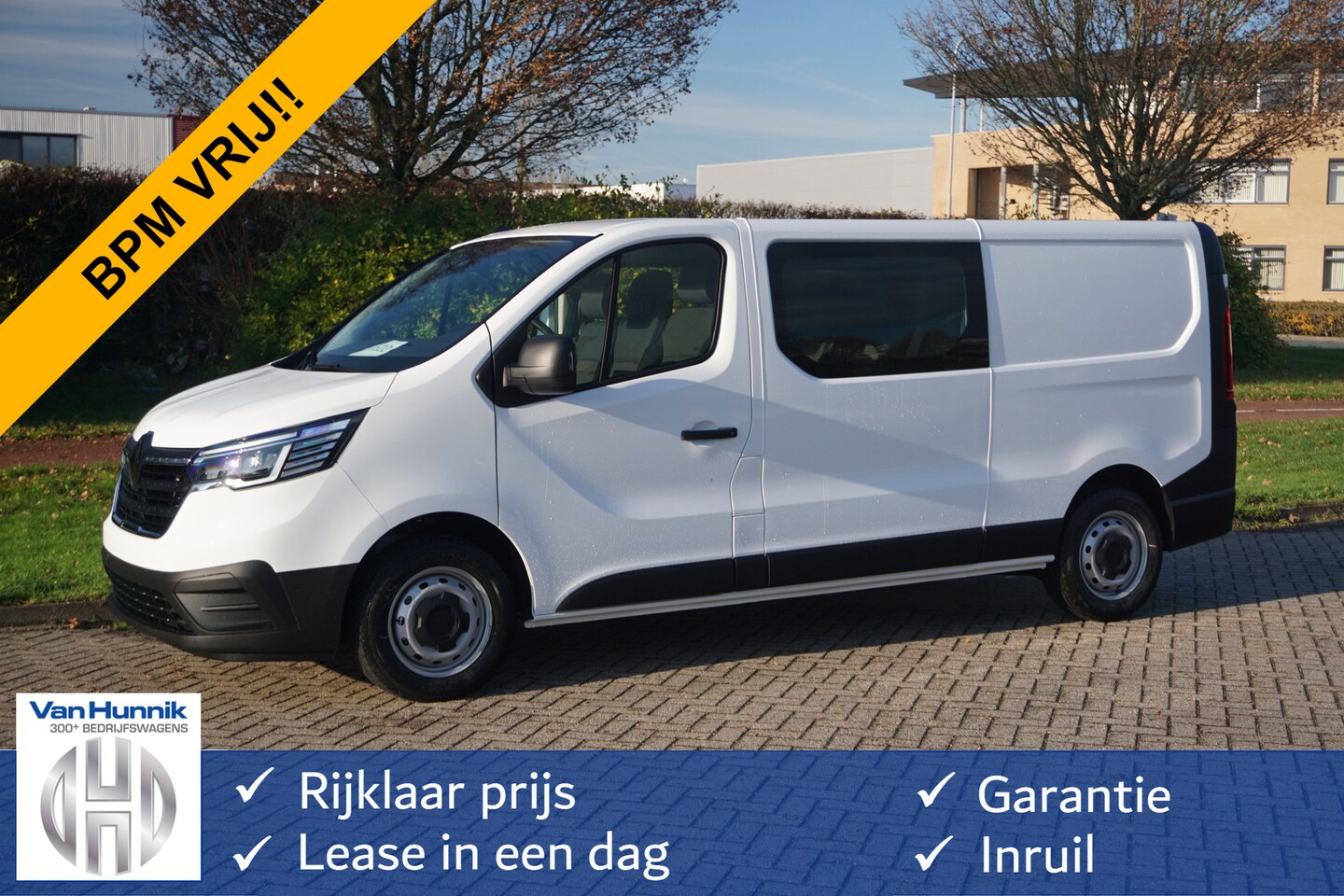 Renault Trafic - 2.0DCI 130PK L2H1 DC BPM VRIJ!! Navi, Airco, Cruise, PDC, LED!! NR. 620 - AutoWereld.nl