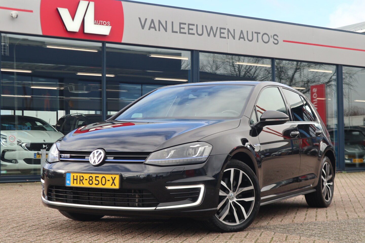 Volkswagen Golf - 1.4 TSI GTE | Nieuw Binnen! | Navi | Stoelverwarming | Cruise - AutoWereld.nl