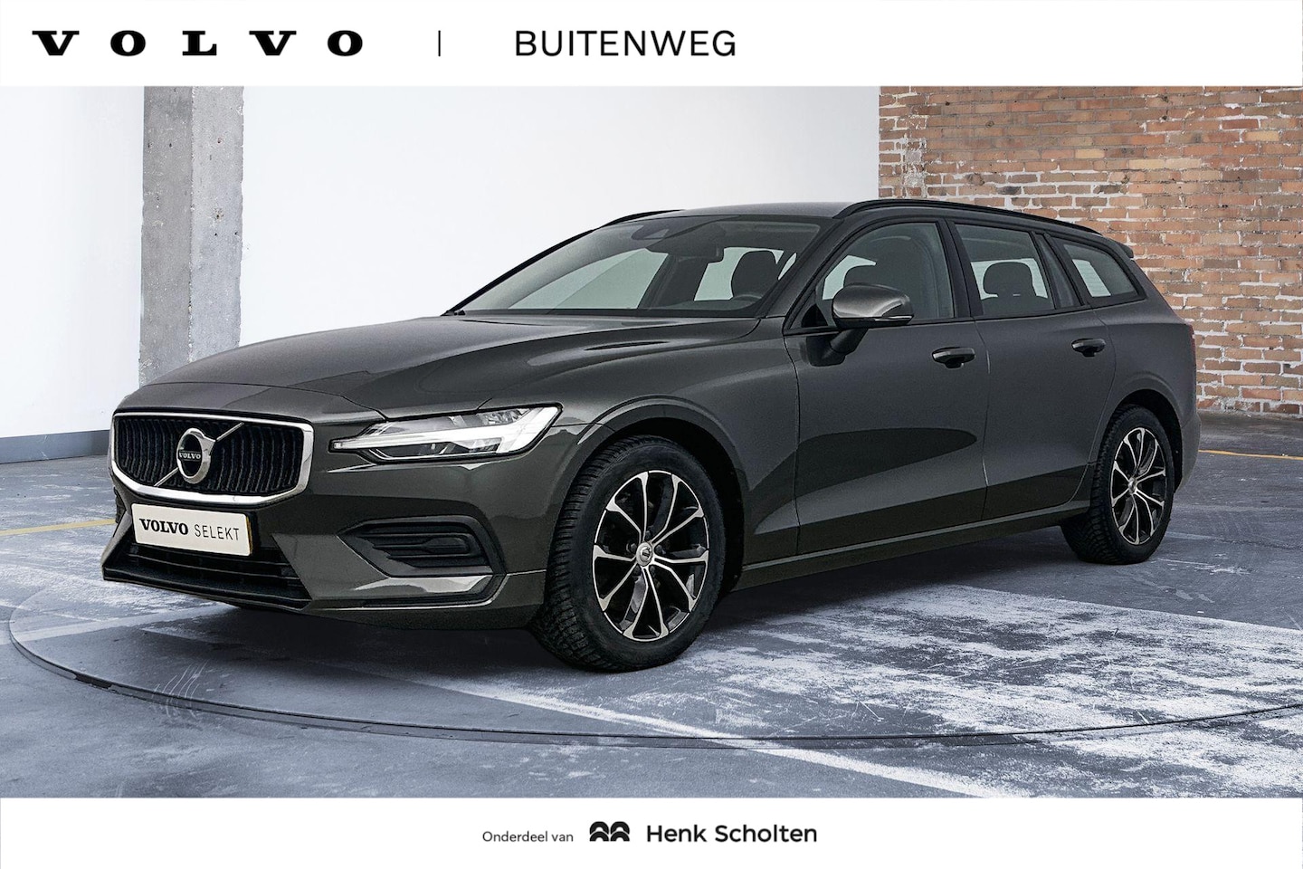 Volvo V60 - B3 Automaat Momentum Advantage | Dealeronderhouden | 1e eigenaar | Navigatie | Parkeersens - AutoWereld.nl