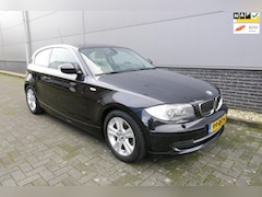 BMW 1-serie - 116i EffDyn. Ed. Business Line Ultimate Edition NAVI, LEER, XENON