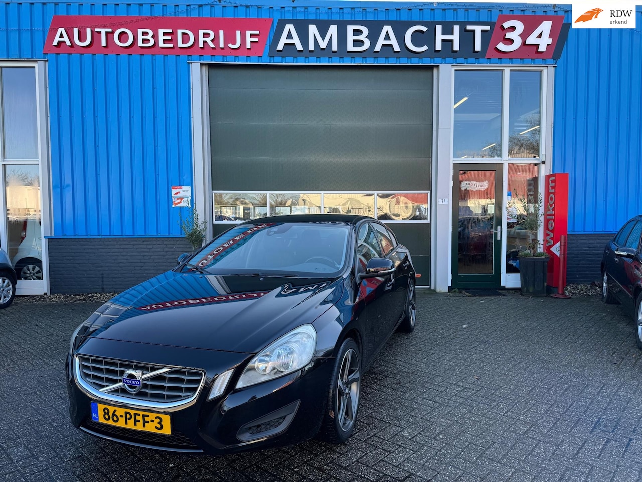 Volvo S60 - 1.6 T3 | Trekhaak | Parksensor | Navi - AutoWereld.nl