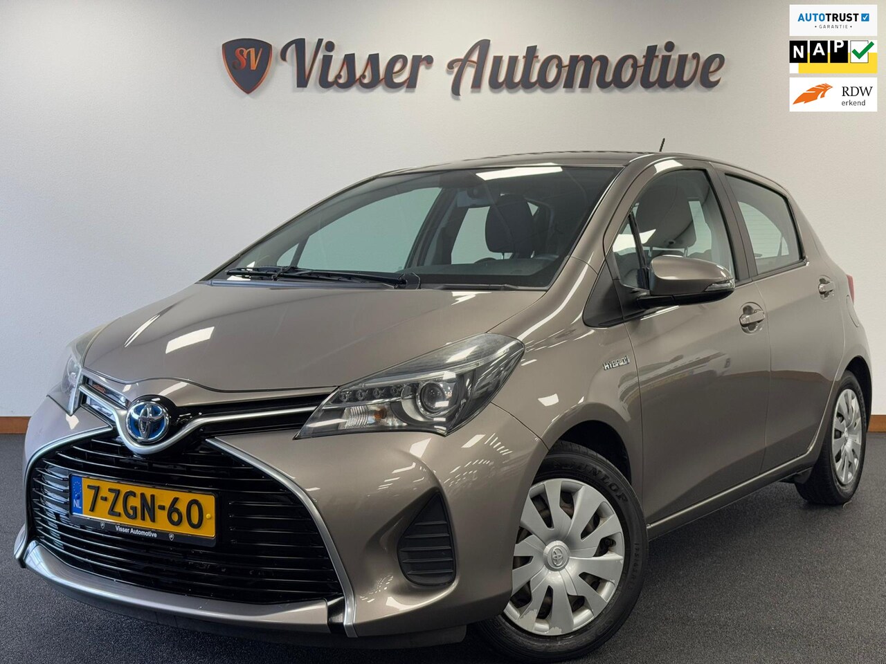 Toyota Yaris - 1.5 Hybrid Aspiration*Nederlandse Auto*NAP*Camera*Navi*Cruise-Control*Trekhaak* - AutoWereld.nl