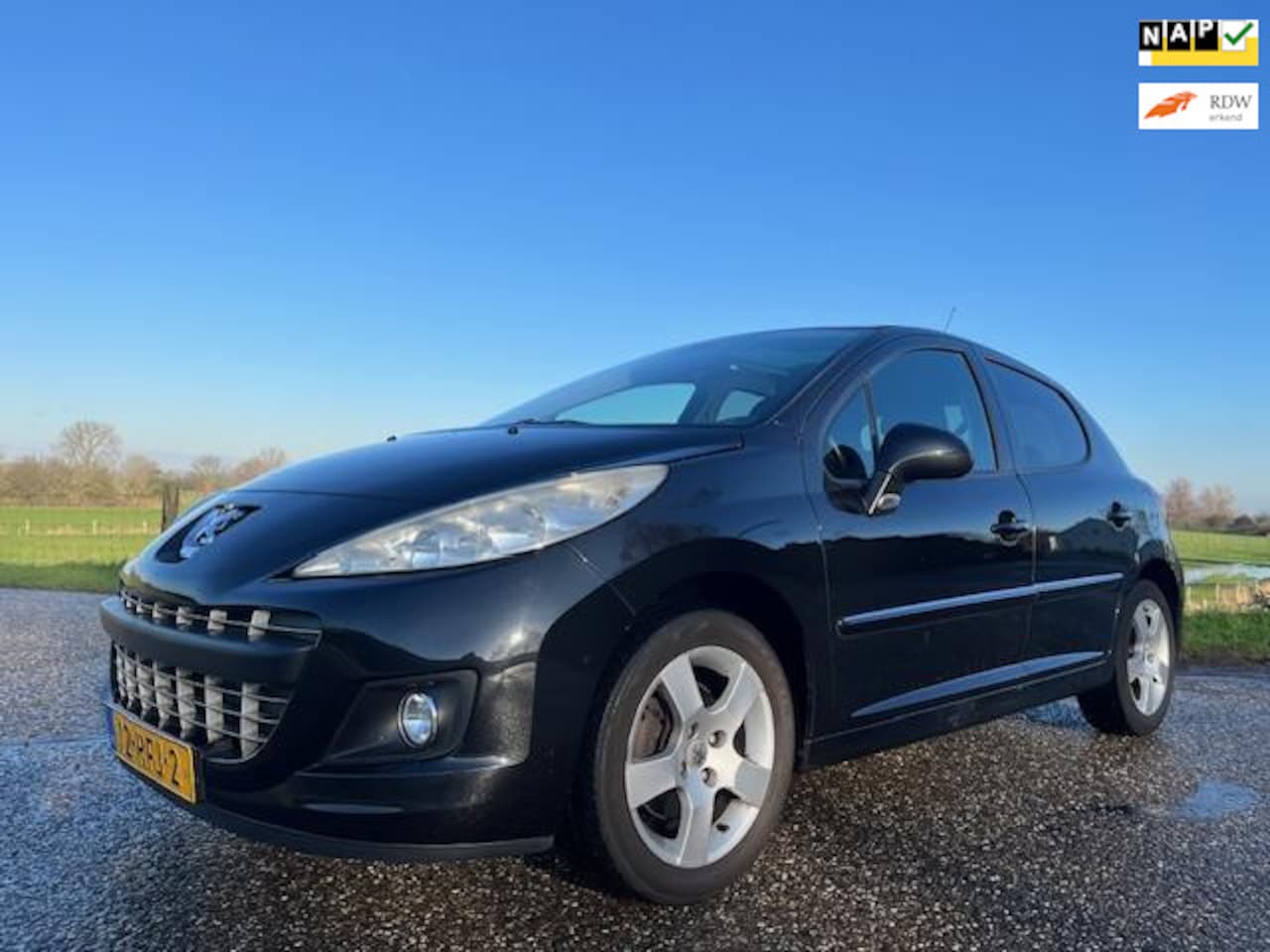 Peugeot 207 - 1.6 VTi Allure airco 5 drs 173925 km nap bj 2011 panorama dak - AutoWereld.nl