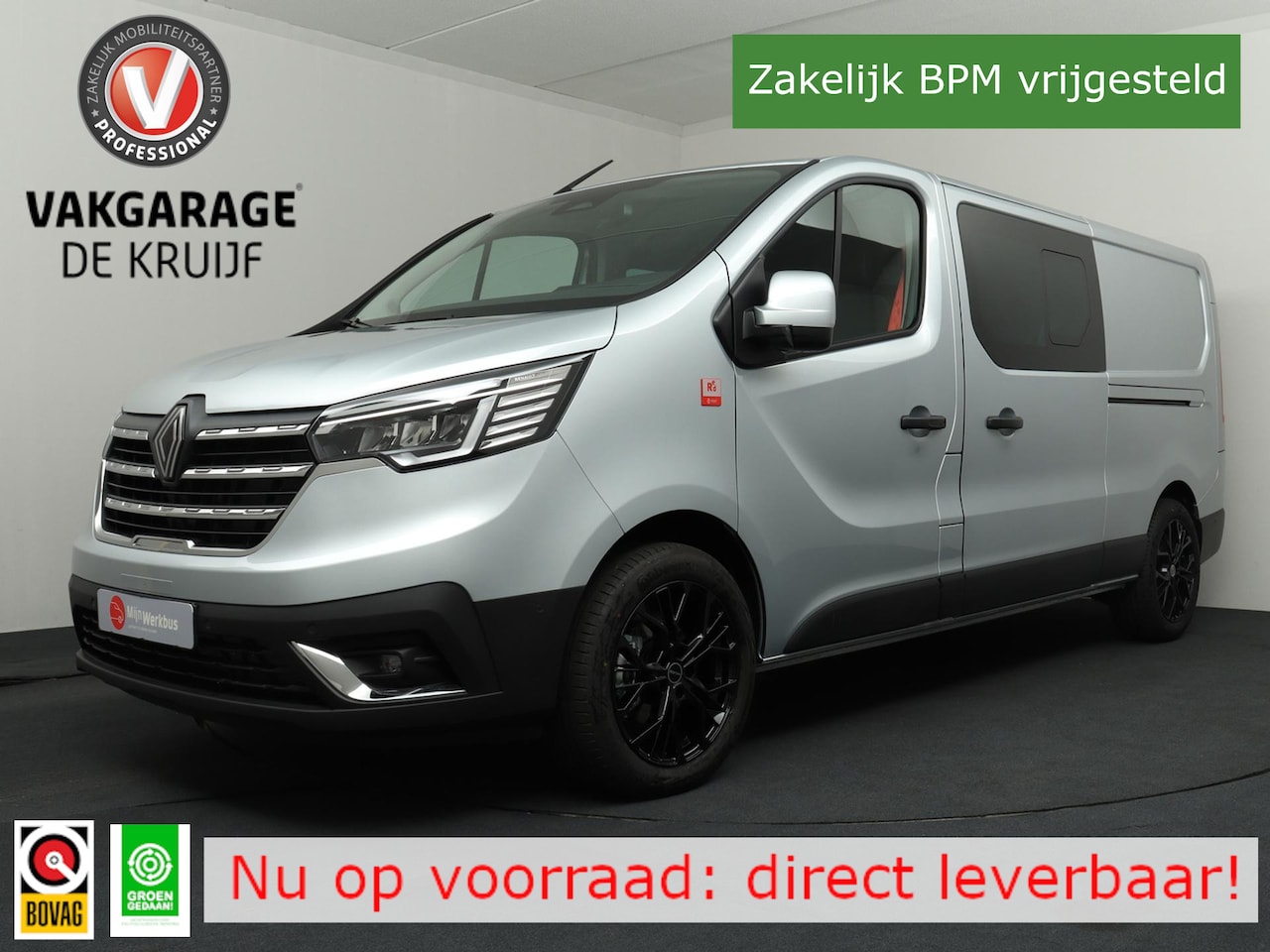 Renault Trafic - 2.0 Blue dCi EDC 170 pk T29 L2H1 Extra DC Automaat | 2x Schuif | Navigatie! - AutoWereld.nl