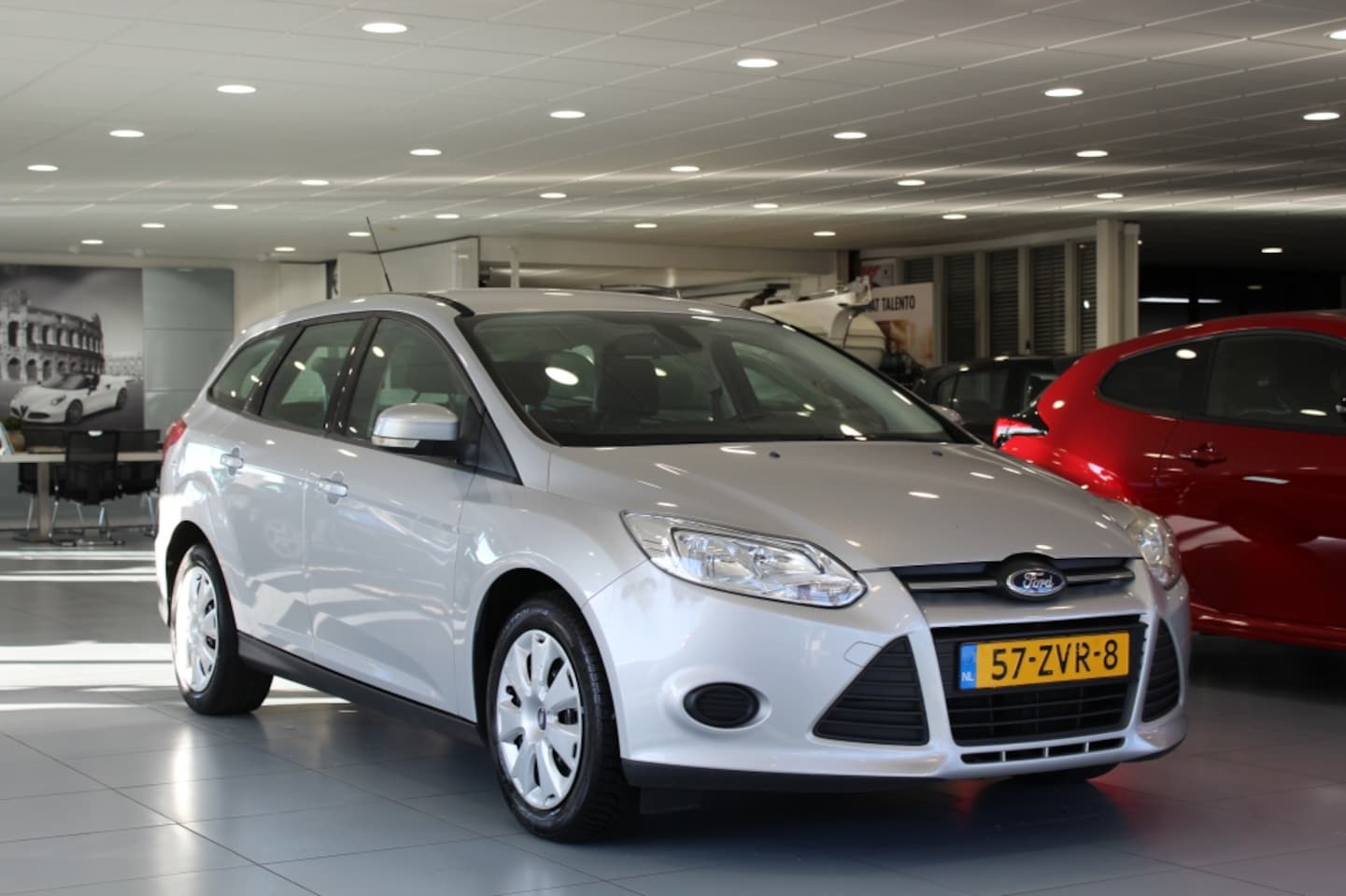 Ford Focus Wagon - 1.0 EcoBoost Trend/PDC/APK TOT 10-01-2026 - AutoWereld.nl