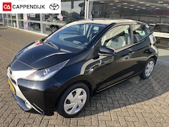 Toyota Aygo - | NET BINNEN | 1.0 VVT-i x-play | Airco | Camera |