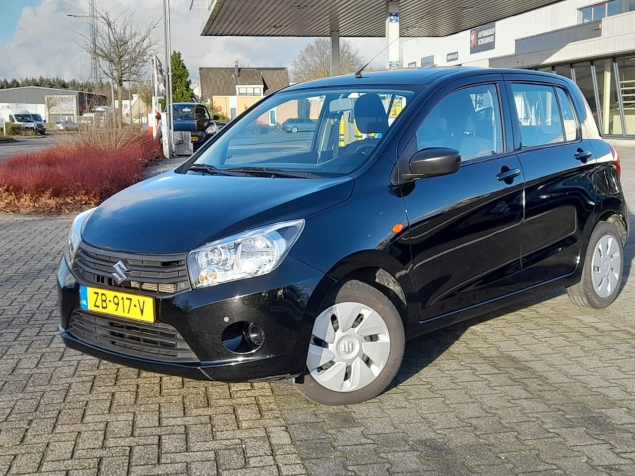 Suzuki Celerio - 1.0 COMFORT AIRCO BLUETOOTH NAVI PDC V/A - AutoWereld.nl