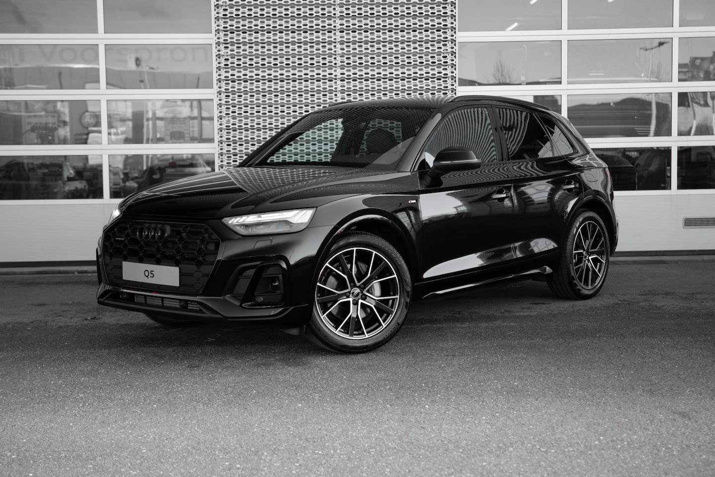 Audi Q5 - 55 TFSI e S edition Competition | Tour | Trekhaak | Luchtvering - AutoWereld.nl