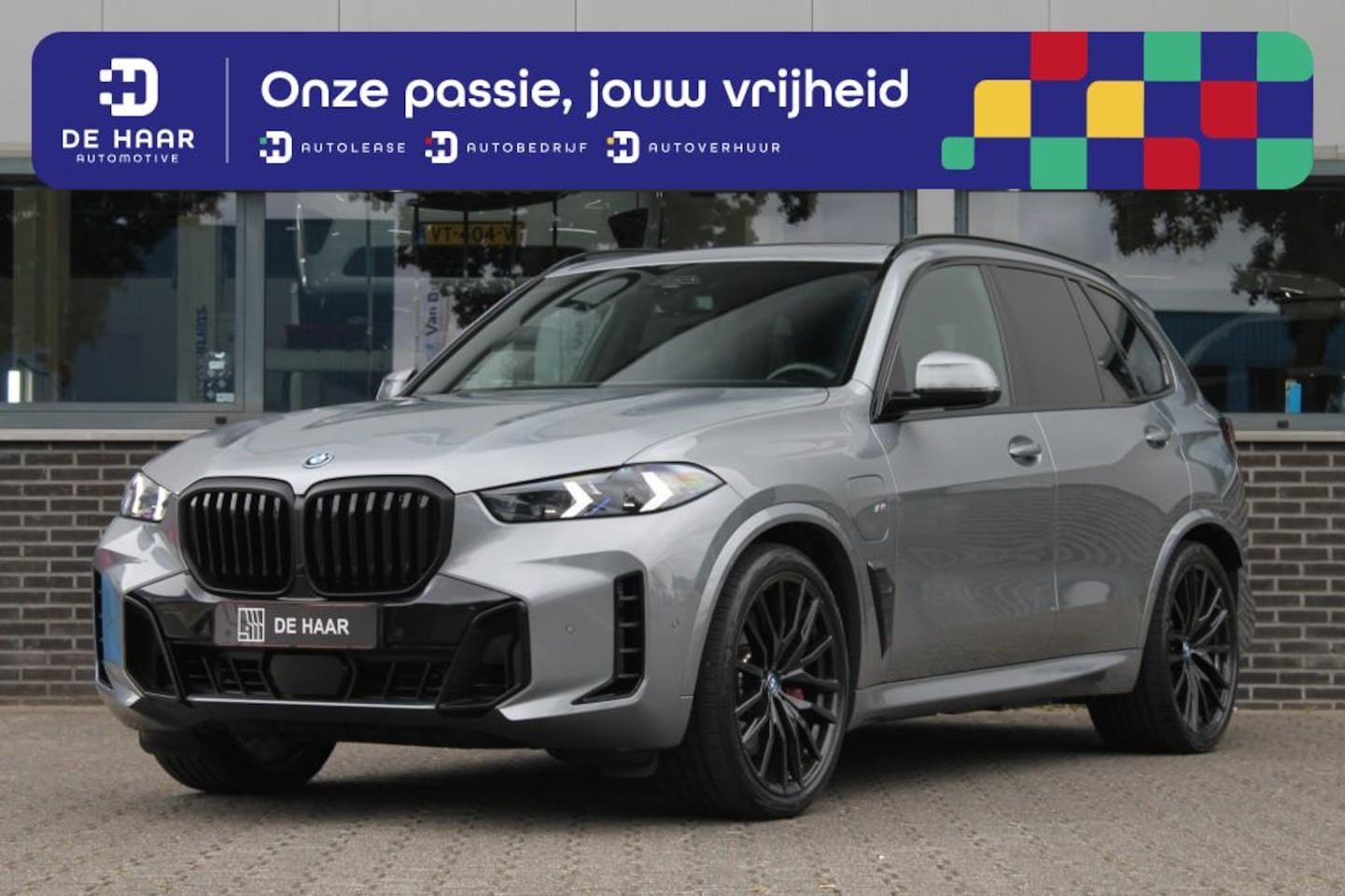 BMW X5 - xDrive50e - M Sport Pro - Panoramadak - 22'' Velgen - Trekhaak - AutoWereld.nl