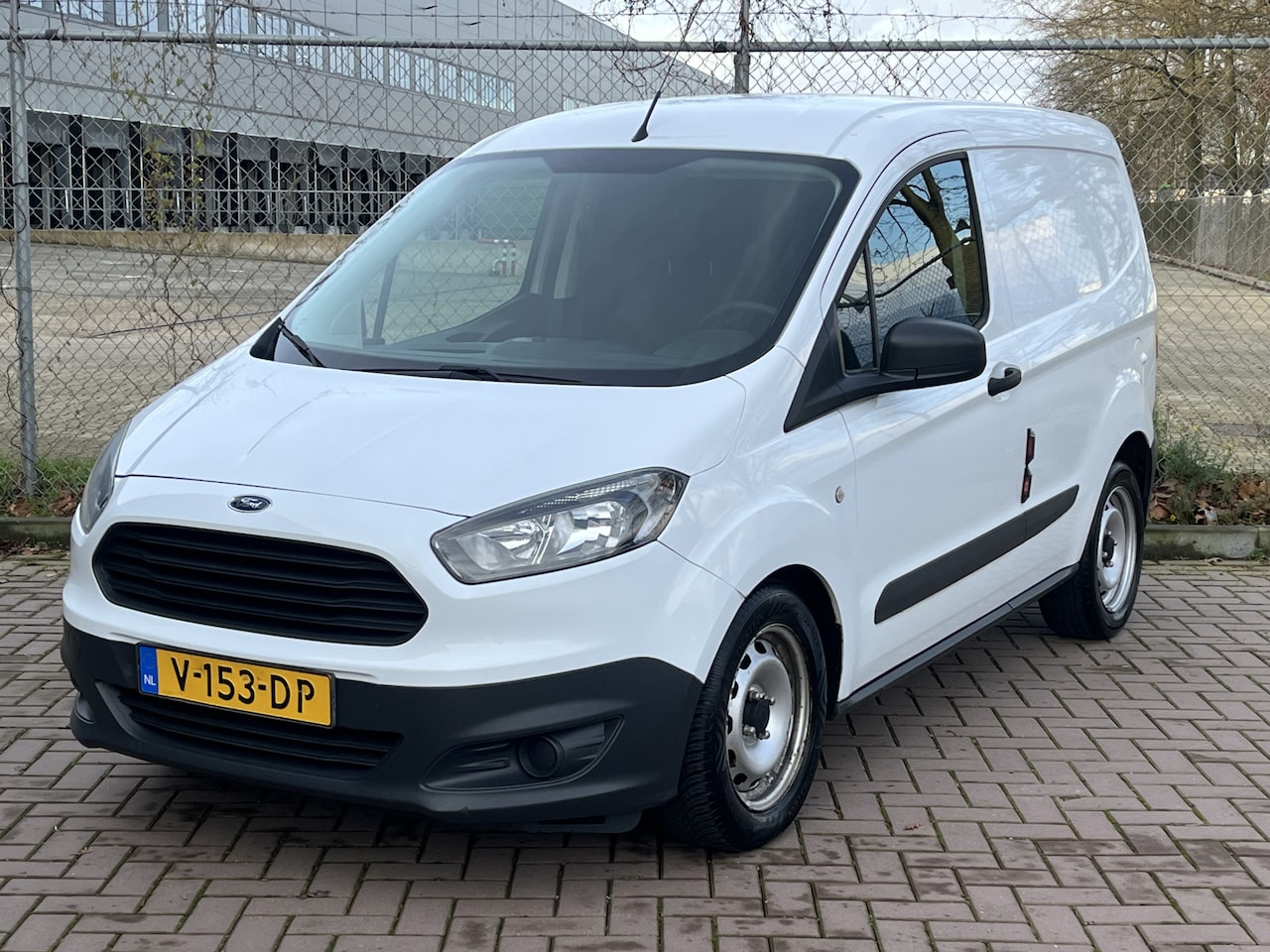 Ford Transit Courier - 1.5 TDCI, Te koop tot 11-1, vaste prijs! - AutoWereld.nl