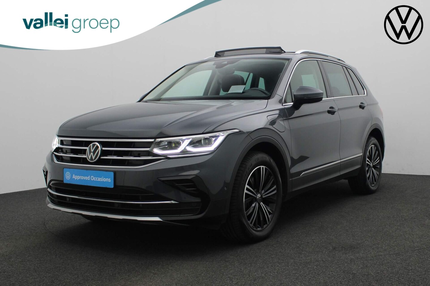 Volkswagen Tiguan - 1.4 TSI 245PK DSG eHybrid Elegance | Pano | IQ Light | Navi Discover Pro | Camera | HUD | - AutoWereld.nl