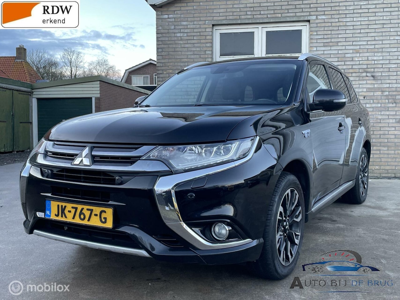 Mitsubishi Outlander - 2.0 PHEV instyle+ full opties - AutoWereld.nl