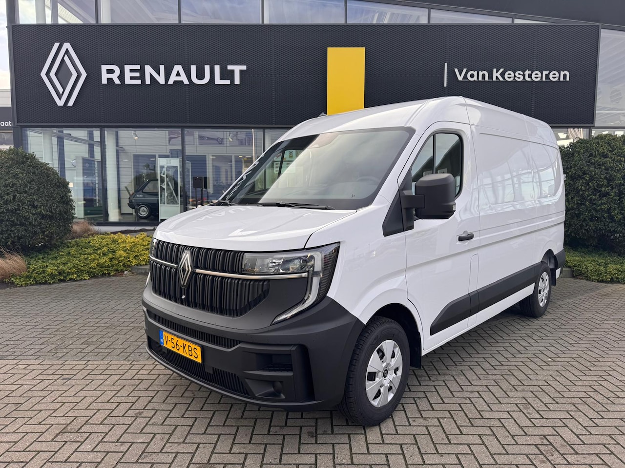 Renault Master - GB Blue dCi 130pk L2H2 T35 Start / Trekhaak / Camera / 4 Seizoenbanden / Nieuw Uit Voorraa - AutoWereld.nl