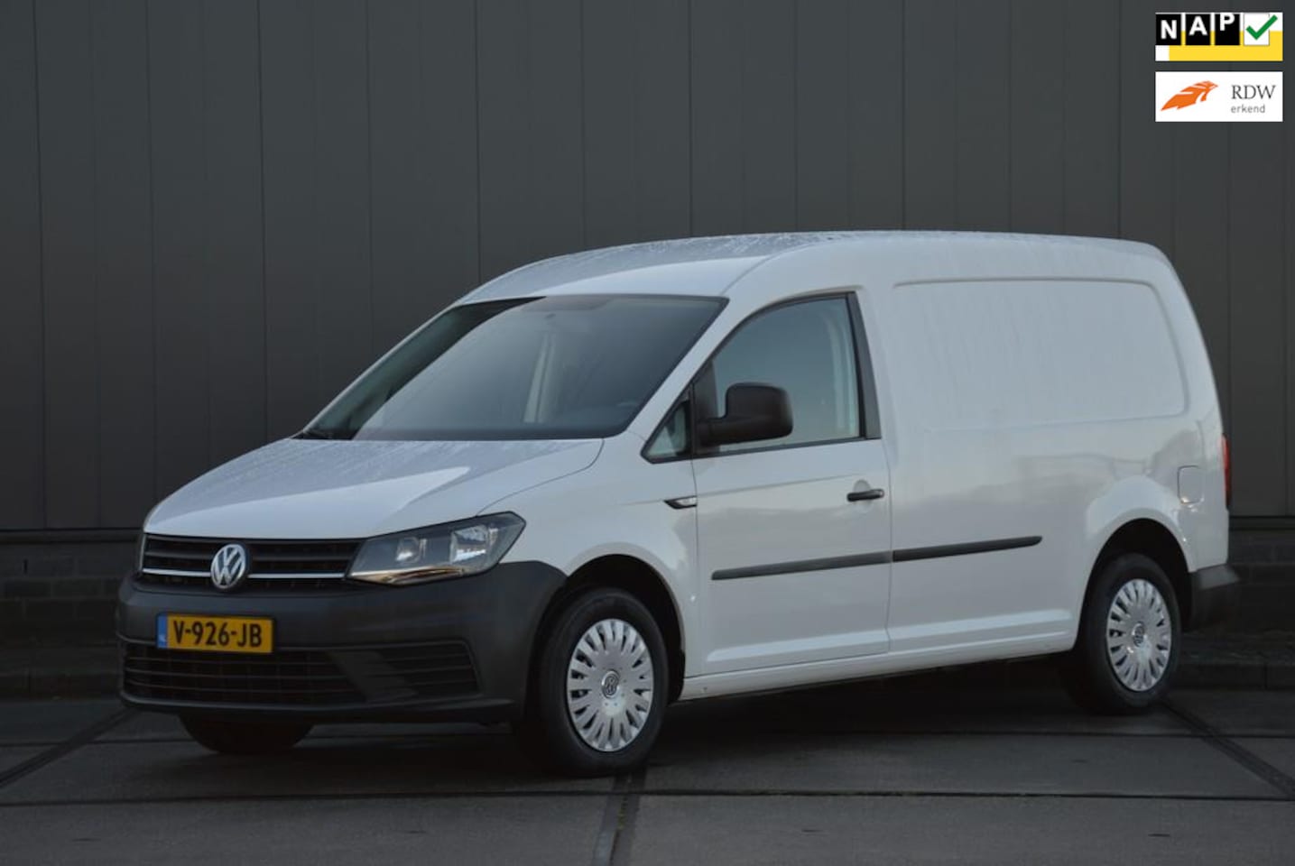 Volkswagen Caddy Maxi - 2.0 TDI L2H1 BMT Trendline Euro 6 Airco Schuifdeur Cruise controle. - AutoWereld.nl