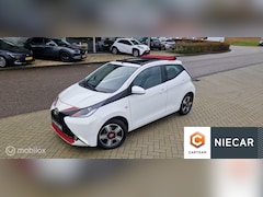 Toyota Aygo - 1.0VVT-i x-wave Aut/L.M. velgen/CABRIO