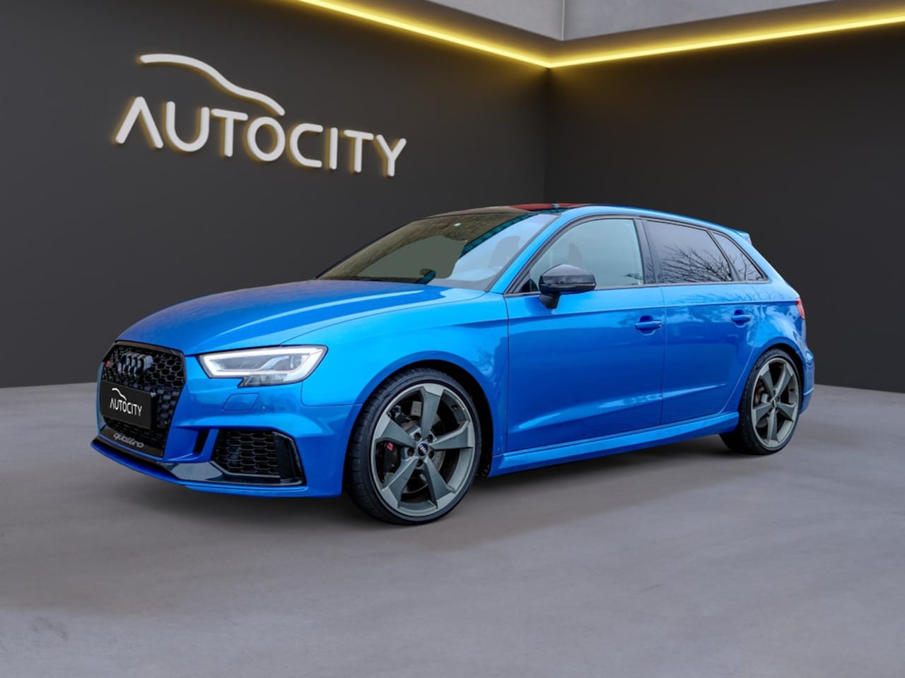 Audi A3 Sportback - 2.5 TFSI RS 3 quattro l RS Seats l Pano l Bang & Olufs - AutoWereld.nl