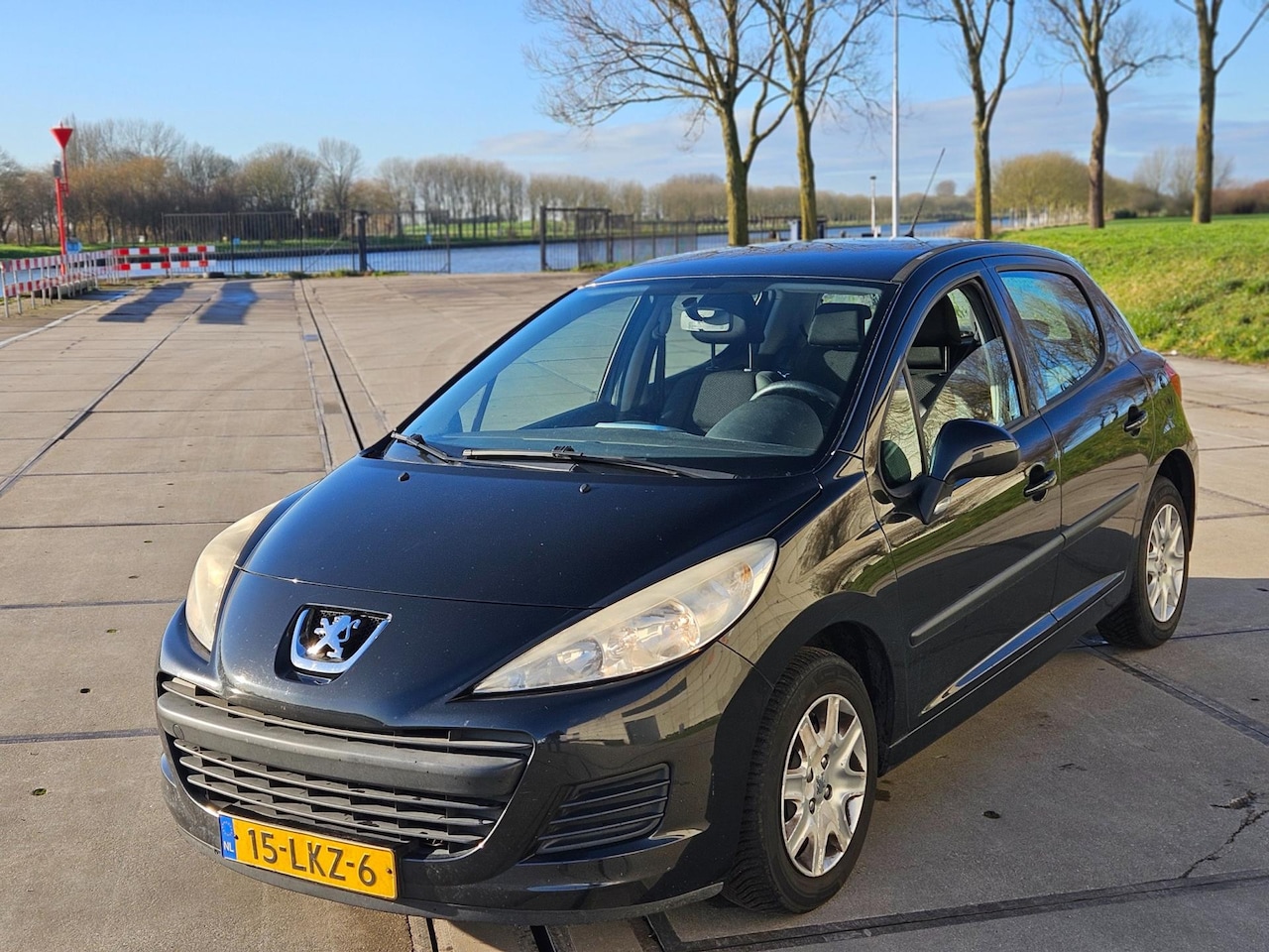 Peugeot 207 - 1.4 VTi Blue Lease Airco apk 30-10-2025 - AutoWereld.nl