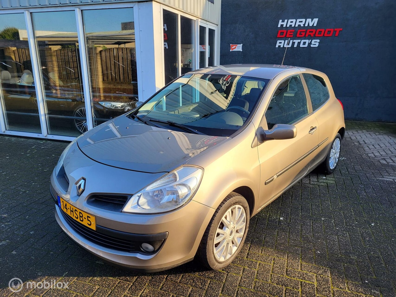 Renault Clio - 1.2-16V Authentique/Airco/cruise/Apk 02-2026! - AutoWereld.nl