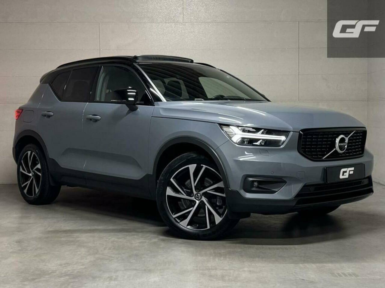 Volvo XC40 - 1.5 T5 Recharge R-Design Pano Camera Leer NAP - AutoWereld.nl