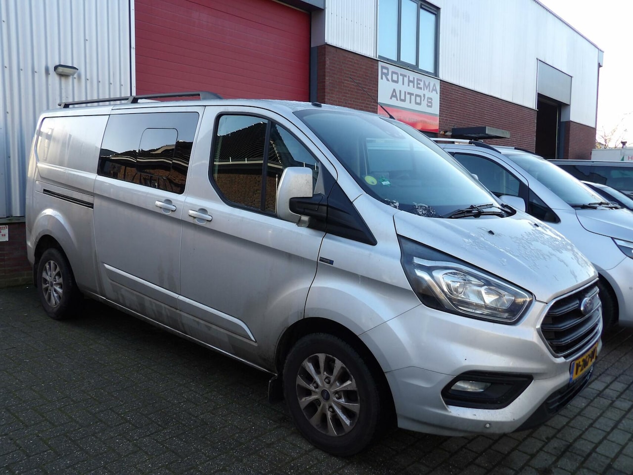 Ford Transit Custom - 2.0 TDCI 170PK 2019 DUB-CAB 1e EIG MARGE LIMITED VELE EXTRA'S 2x SCHUIFDEUR TOPSTAAT - AutoWereld.nl