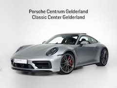 Porsche 911 - Carrera GTS