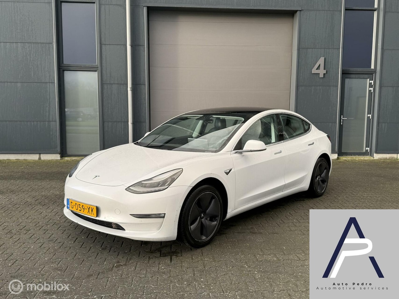 Tesla Model 3 - Long Range RWD Long Range AWD 75 kWh Pearl White Dual Motor - AutoWereld.nl