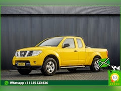 Nissan Navara - 2.5 dCi | 4x4 | 172 PK | Climate