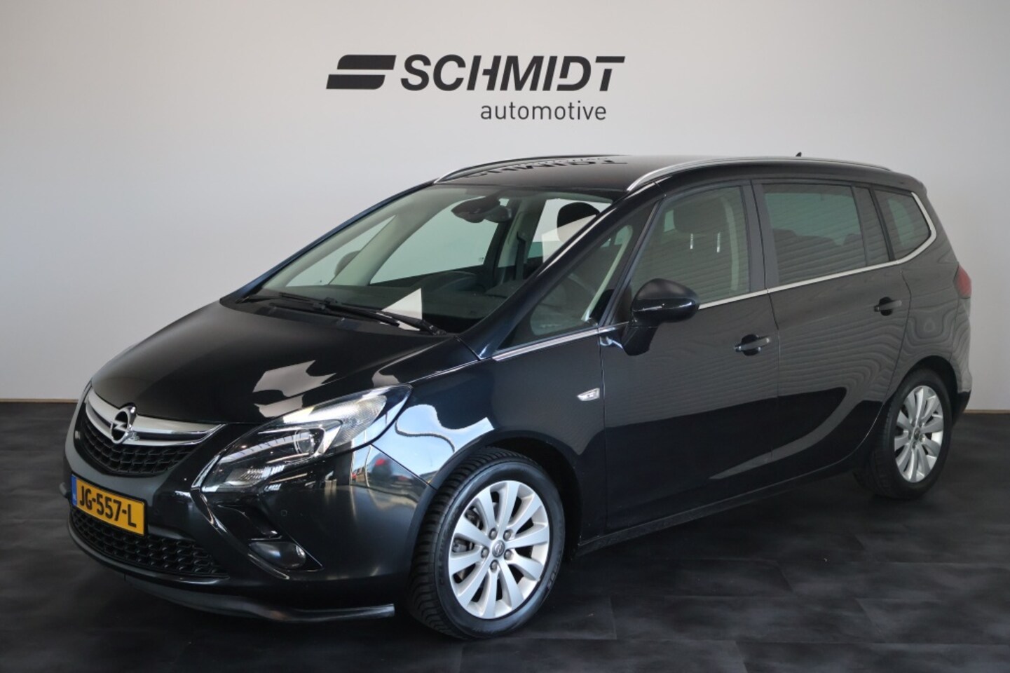 Opel Zafira Tourer - 1.4 Cosmo 7p. | Nieuwe Distributie | Trekhaak - AutoWereld.nl