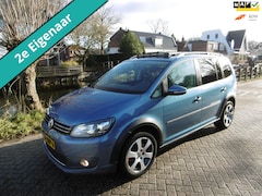 Volkswagen Touran - 1.4 TSI Cross 170pk Automaat Navi Schuifdak Trekhaak 1500kg