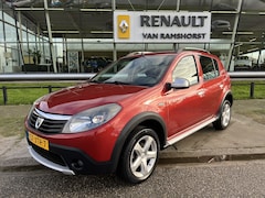 Dacia Sandero Stepway - 1.6 / Trekhaak / Airco / Radio / Elek. Ramen / 16'' LMV /