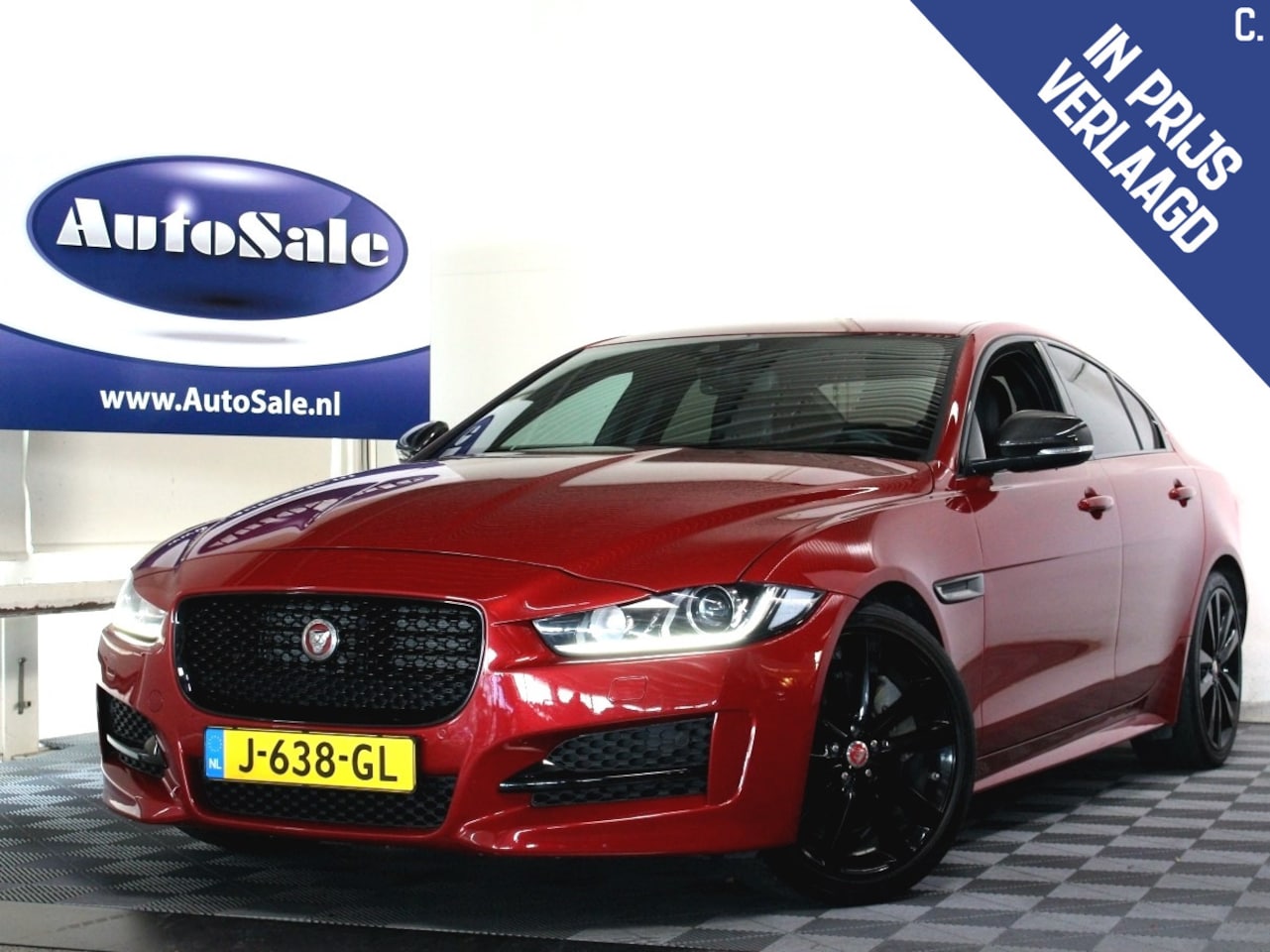 Jaguar XE - 2.0 R-Sport 250pk VIRTUAL MERIDIAN SFEER LEDER NAV CAMERA '17 - AutoWereld.nl