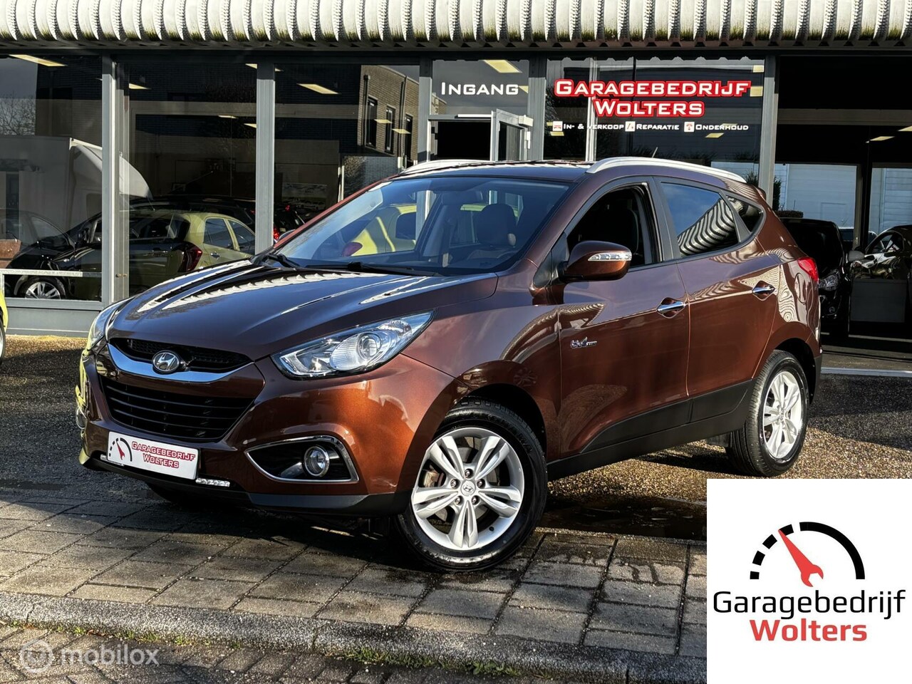 Hyundai ix35 - 1.6i Style 4x stoelverwarm. leder lmv garantie. - AutoWereld.nl